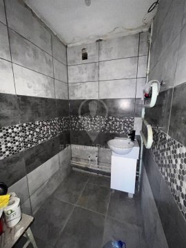 2-к квартира, 4/9 эт., 40м²