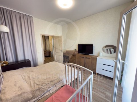 2-к квартира, 11/18 эт., 88м²