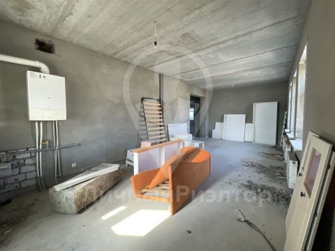 4-к квартира, 5/7 эт., 240м²