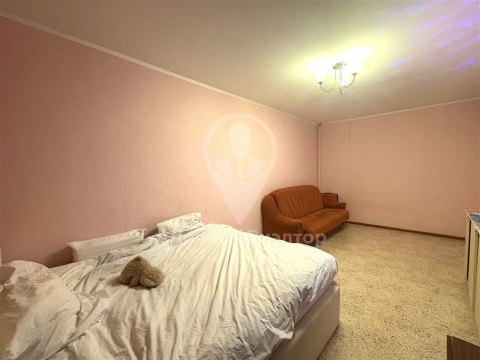 1-к квартира, 7/18 эт., 33м²