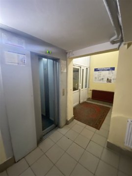 2-к квартира, 8/9 эт., 45м²