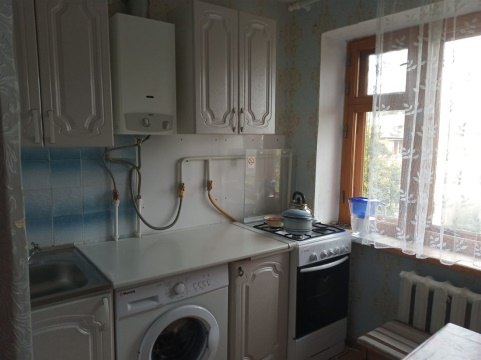 2-к квартира, 5/5 эт., 45м²