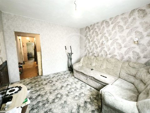 3-к квартира, 1/3 эт., 75м²