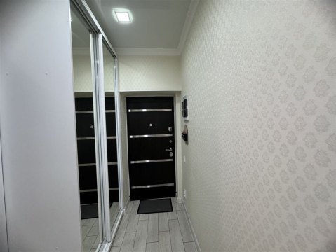 1-к квартира, 1/6 эт., 40м²
