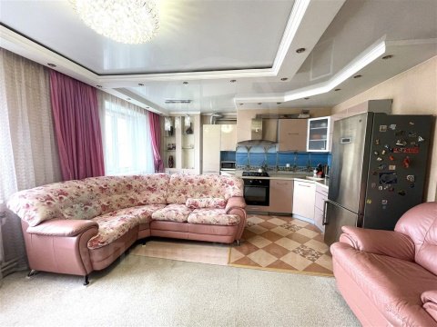 3-к квартира, 10/11 эт., 85м²